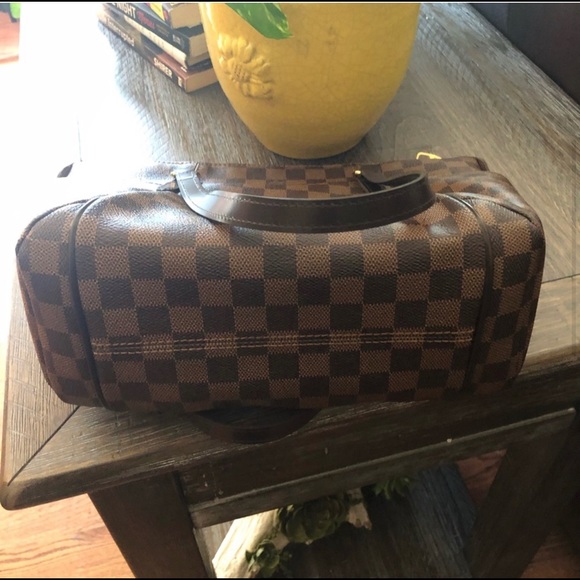 Sold - Picture 3 of 15